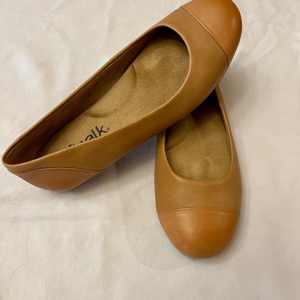 Softwalk Sonoma Cap Toe Ballet Flat